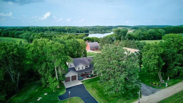 $895,000 | 19319 380th Street, Erhard, MN 56534