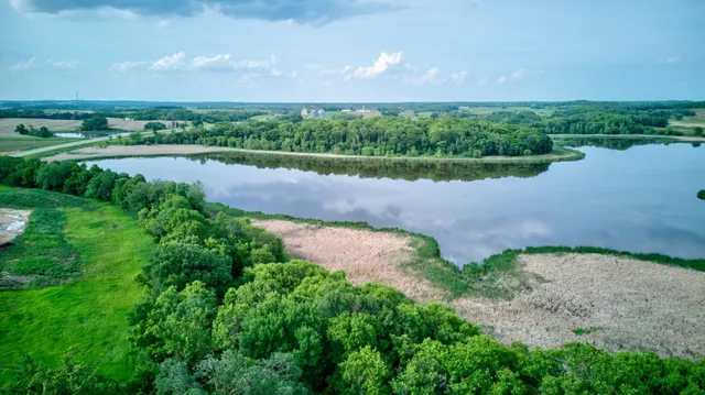 $895,000 | 19319 380th Street, Erhard, MN 56534