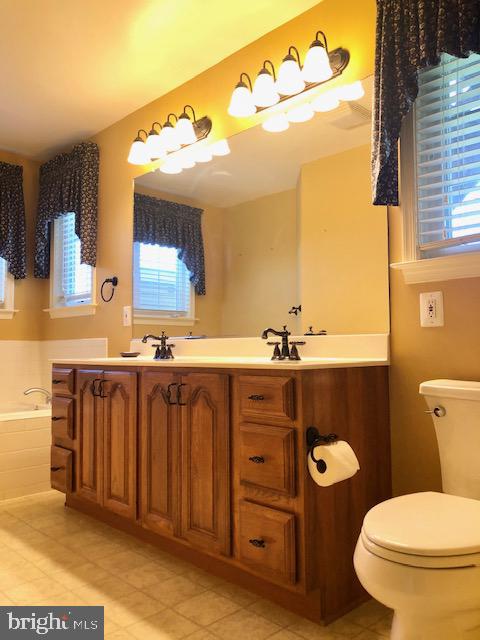 6120 Marineview Road King George, VA 22485 - Photo 23 of 52 Master Bath