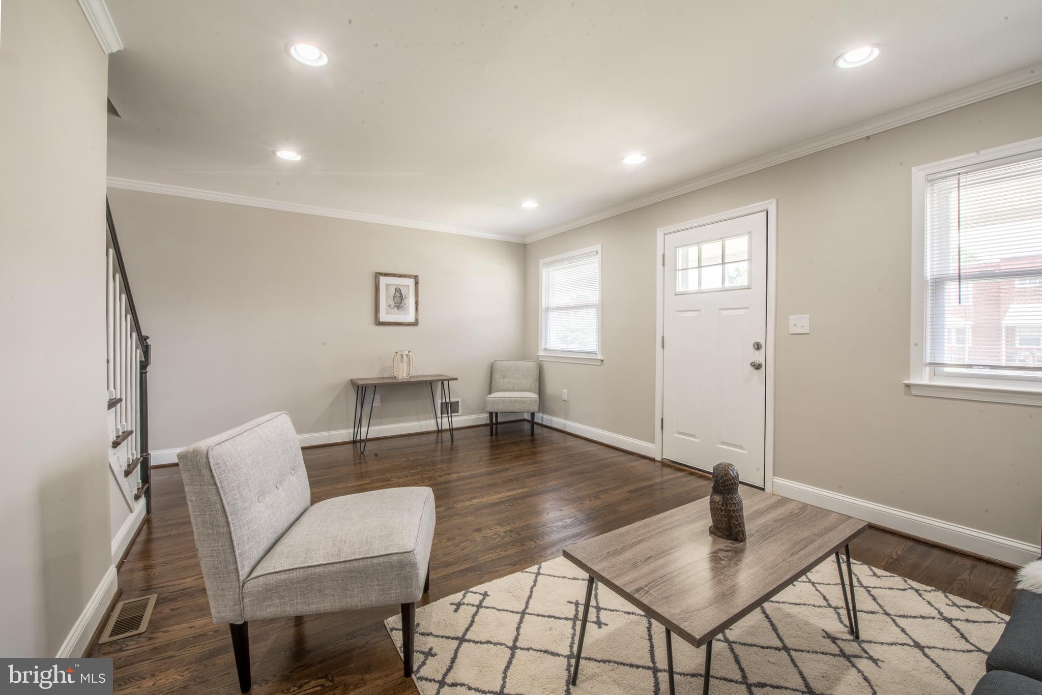 8149 Gray Haven Road Baltimore, MD 21222 - Photo 6 of 35 Living Room