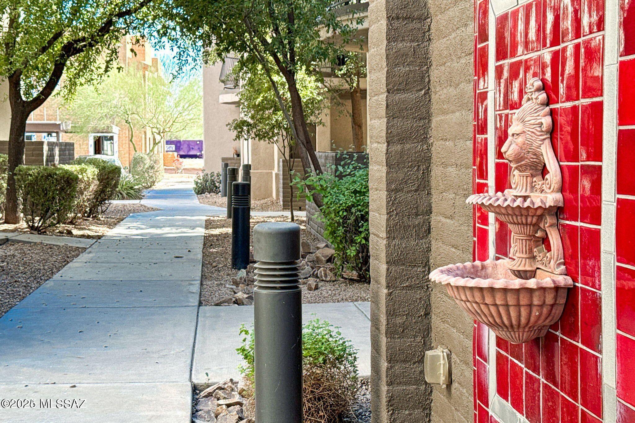 2028 East River Road, Unit 205 Tucson, AZ 85718 - Photo 28 of 42