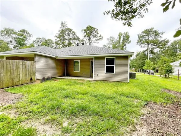 $1,500 | 72194 Formosa Drive, Covington, LA 70433
