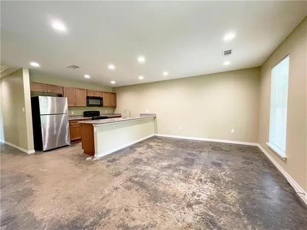 $1,500 | 72194 Formosa Drive, Covington, LA 70433