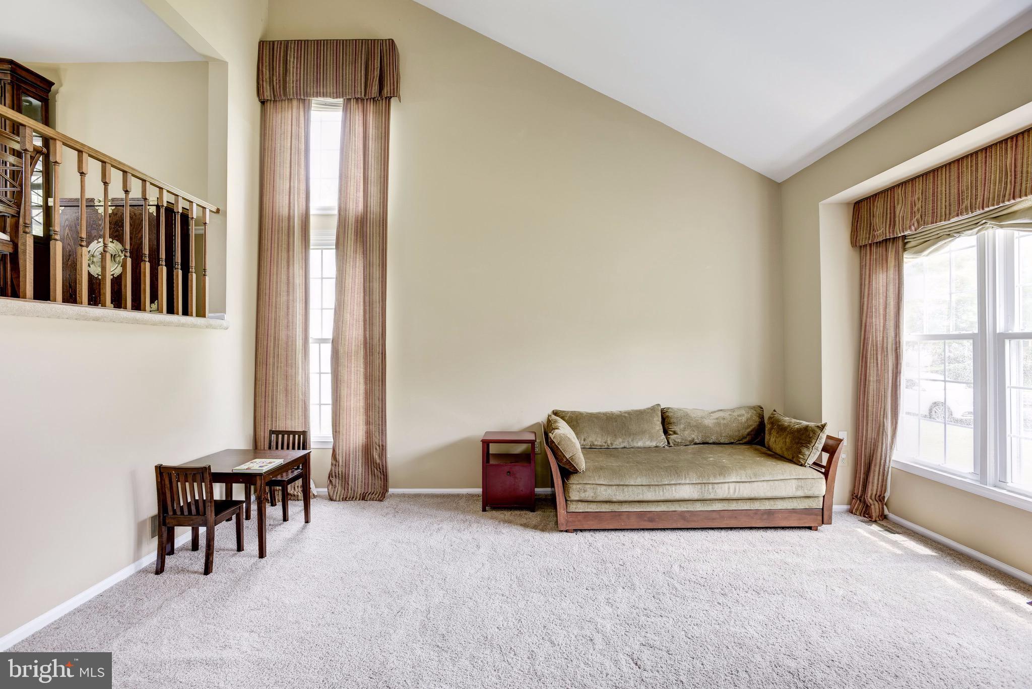 132 Environs Road Sterling, VA 20165 - Photo 6 of 44 Gallery Image 6
