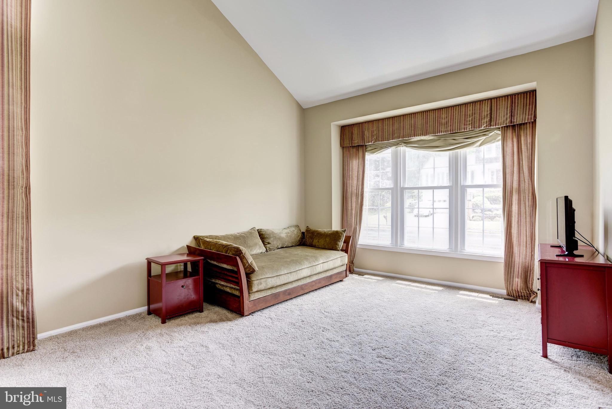 132 Environs Road Sterling, VA 20165 - Photo 7 of 44 Gallery Image 7