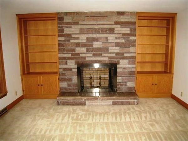 27 Hampden Road Framingham, MA 01702 - Photo 4 of 8 a view of entry way