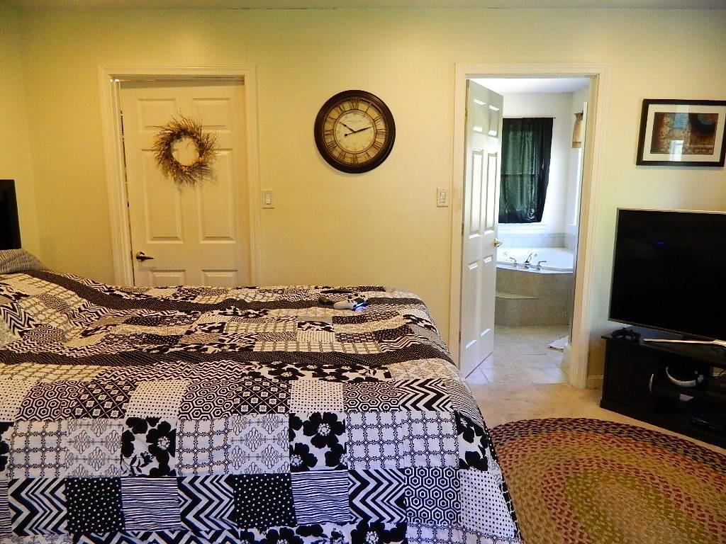 402 High Street Paris, ME 04281 - Photo 10 of 22 Master bedroom has a large walk in...