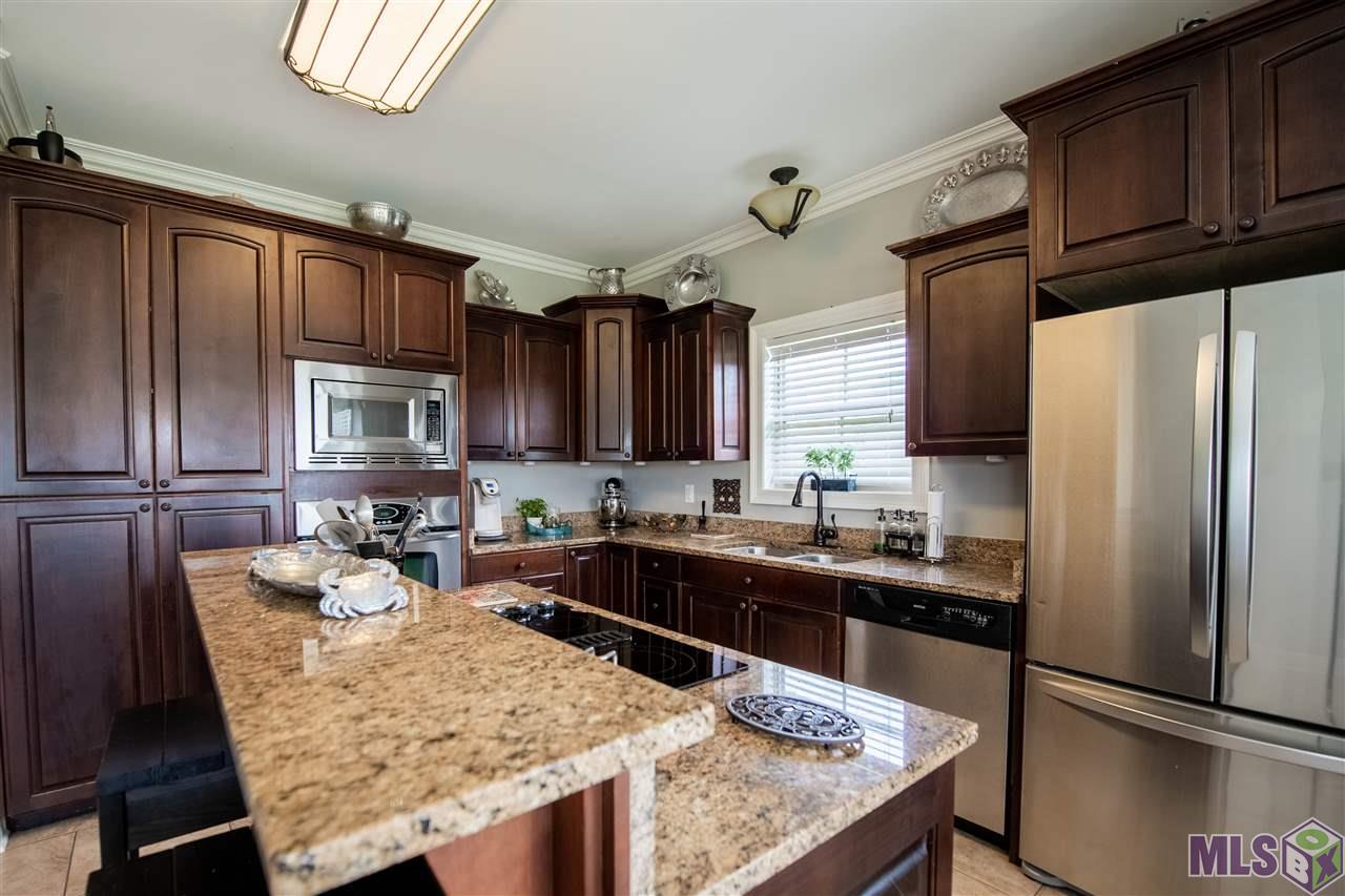 267 James Edison Drive Gray, LA 70359 - Photo 5 of 27 Kitchen View 2