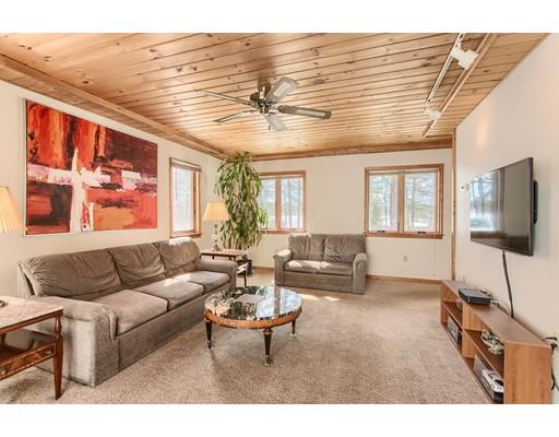 362 Townsend Harbor Road Lunenburg, MA 01462 - Photo 13 of 27 Gallery Image 13