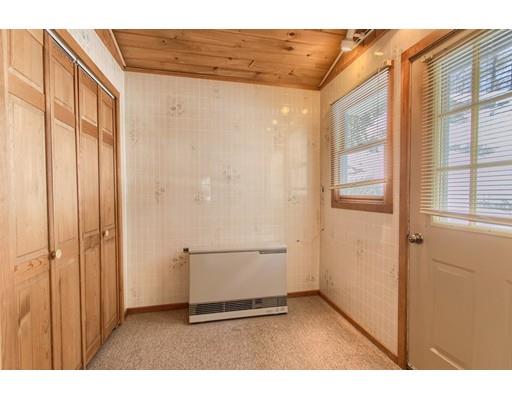 362 Townsend Harbor Road Lunenburg, MA 01462 - Photo 6 of 27 Gallery Image 6