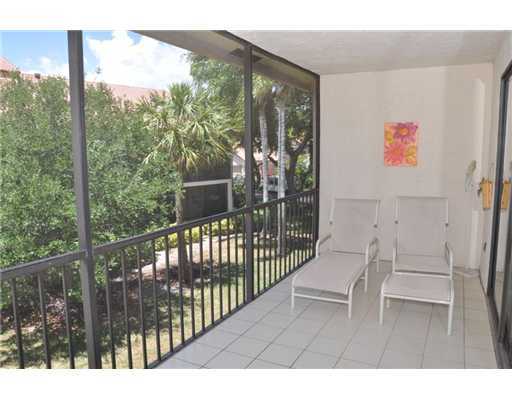 5770 Coach House Circle, Unit G Boca Raton, FL 33486 - Photo 13 of 19 Additional Photo
