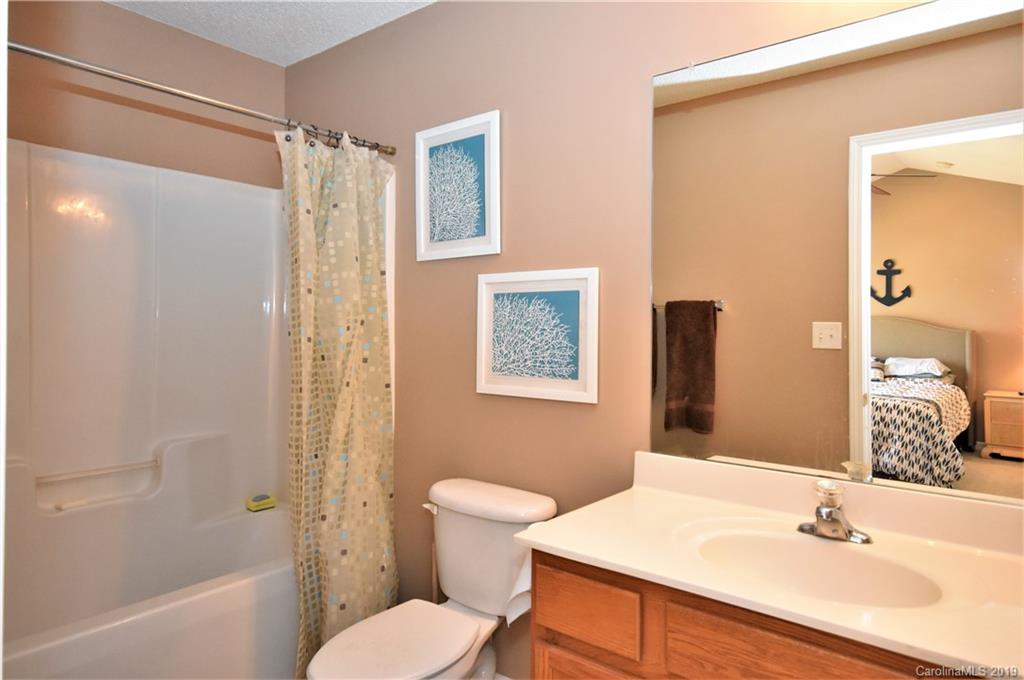16733 Timber Crossing Road Charlotte, NC 28213 - Photo 19 of 27