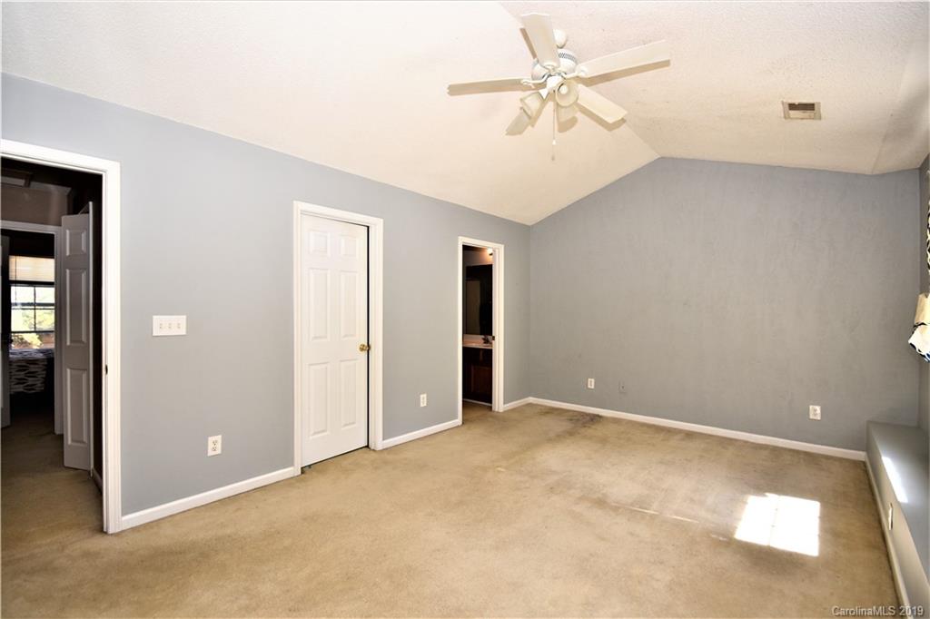 16733 Timber Crossing Road Charlotte, NC 28213 - Photo 23 of 27