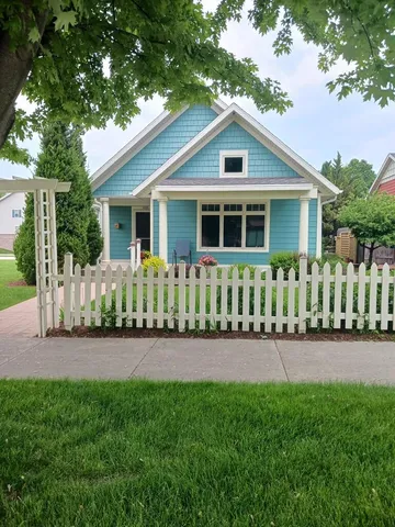 $375,000 | 1022 Wisconsin Avenue, Sheboygan, WI 53081