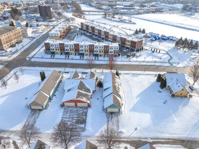 $375,000 | 1022 Wisconsin Avenue, Sheboygan, WI 53081