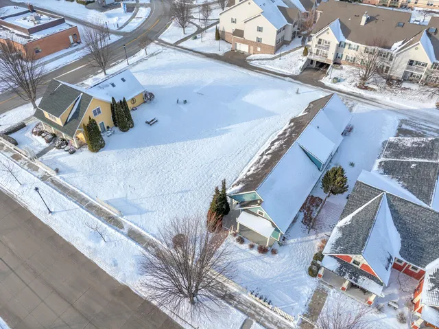 $375,000 | 1022 Wisconsin Avenue, Sheboygan, WI 53081