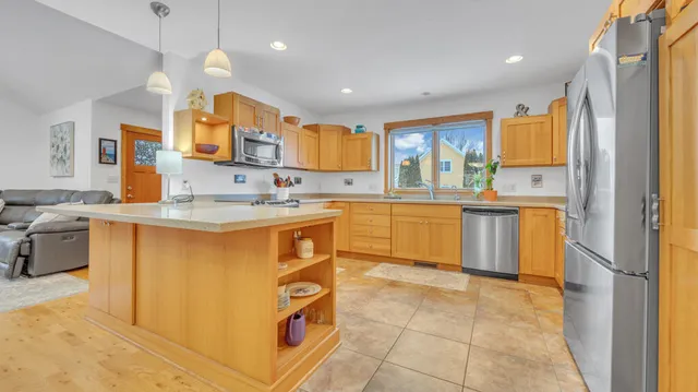 $375,000 | 1022 Wisconsin Avenue, Sheboygan, WI 53081