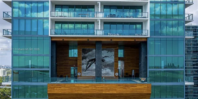 $4,450,000 | 1451 Brickell Avenue, Unit 3903, Miami, FL 33131