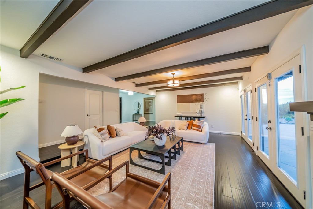 5300 Vía San Jacinto Riverside, CA 92506 - Photo 12 of 59