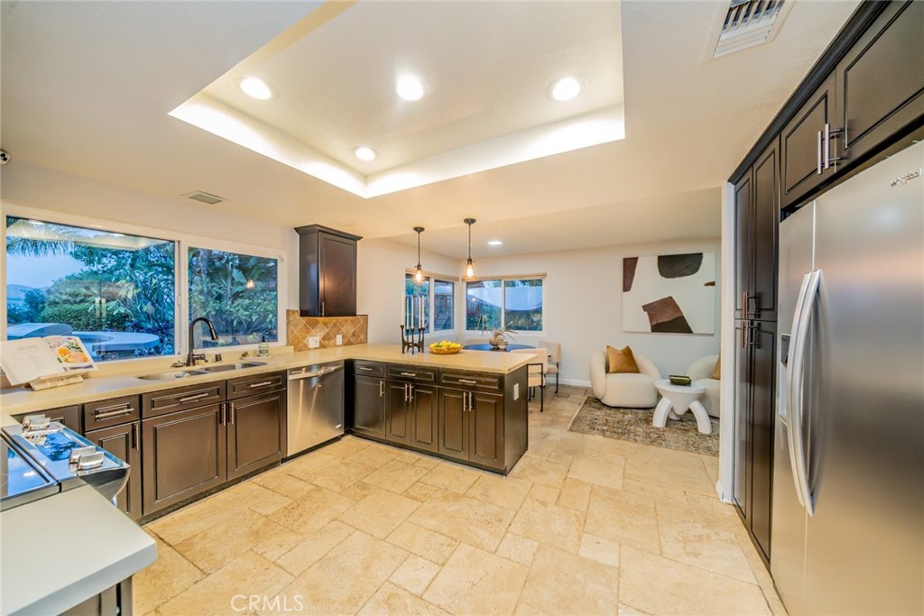 5300 Vía San Jacinto Riverside, CA 92506 - Photo 15 of 59