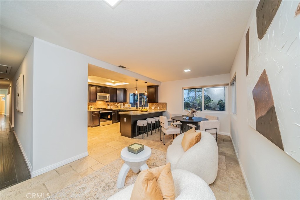 5300 Vía San Jacinto Riverside, CA 92506 - Photo 23 of 59 a living room with furniture and a flat screen tv
