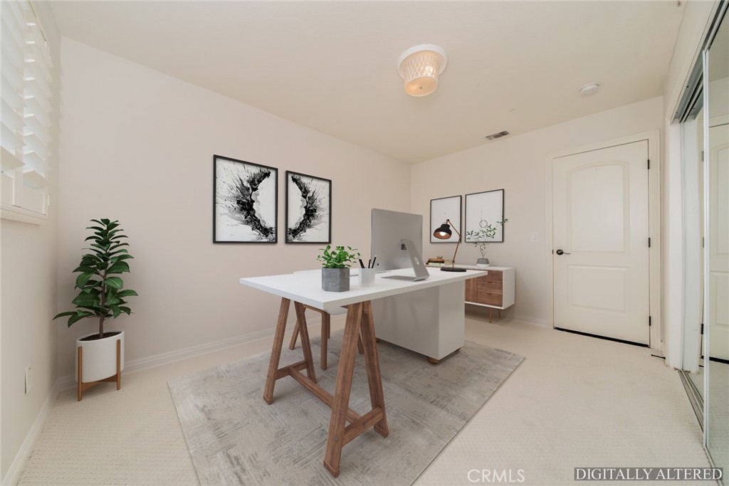 5300 Vía San Jacinto Riverside, CA 92506 - Photo 33 of 59 a view of a dining room with a table and chairs