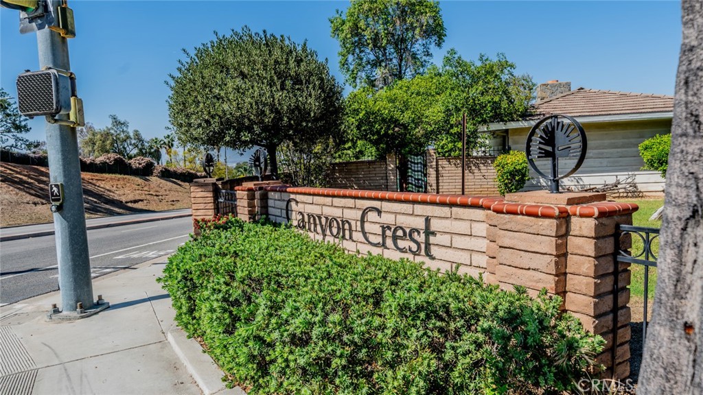 5300 Vía San Jacinto Riverside, CA 92506 - Photo 5 of 59