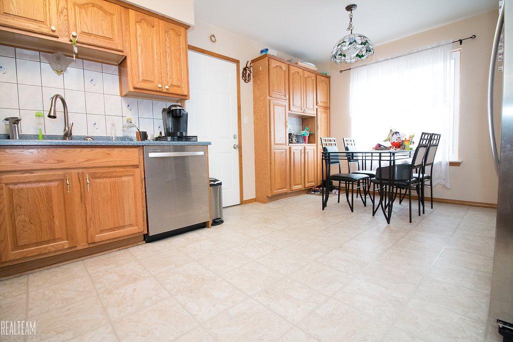 13626 Martin Road Warren, MI 48088 - Photo 3 of 26
