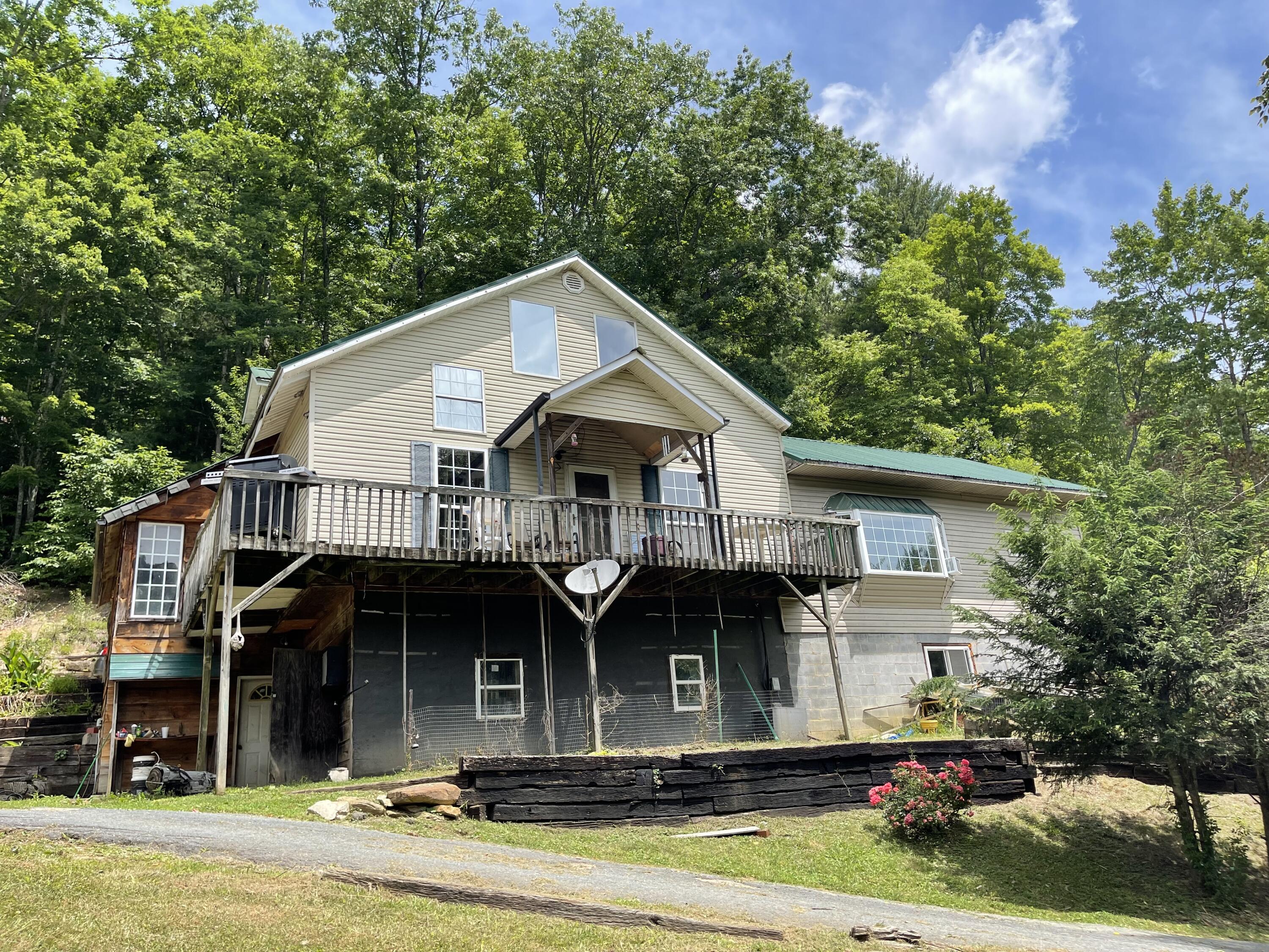 355 Grindstaff Road Butler, TN 37640 - Photo 1 of 83 IMG_4677