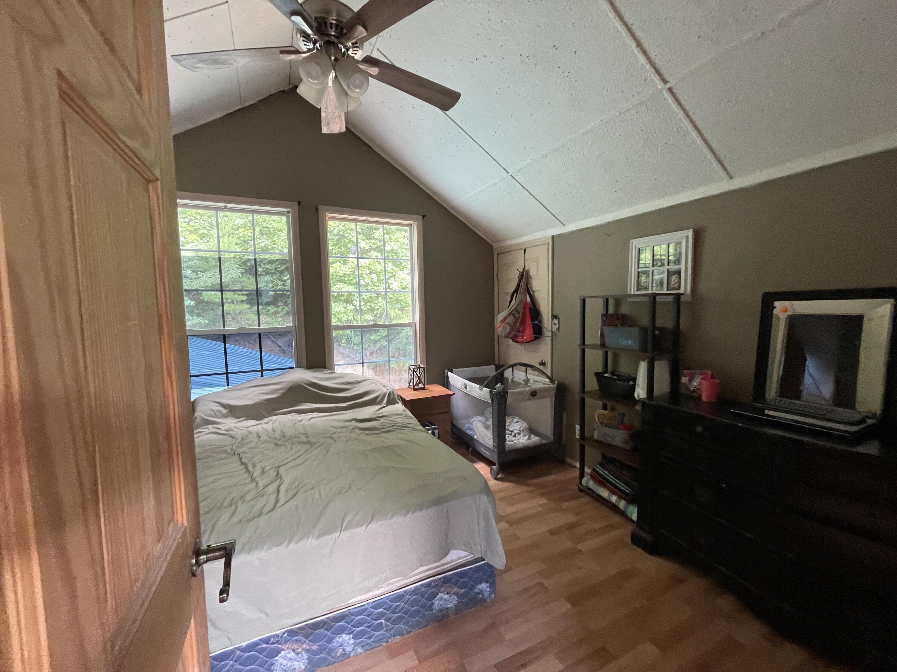 355 Grindstaff Road Butler, TN 37640 - Photo 32 of 83 IMG_4635