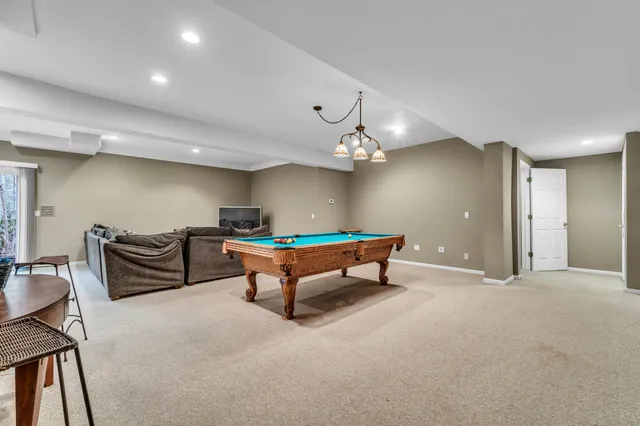 $549,900 | 6057 Beachwood Drive, West Bloomfield, MI 48324