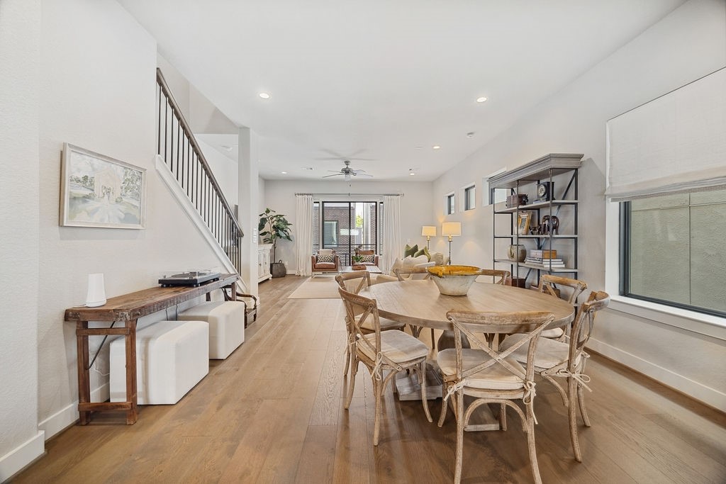 4211 Allen Street Houston, TX 77007 - Photo 11 of 27