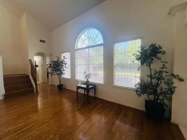 $2,800 | 14802 Mission Hills Drive, Houston, TX 77083