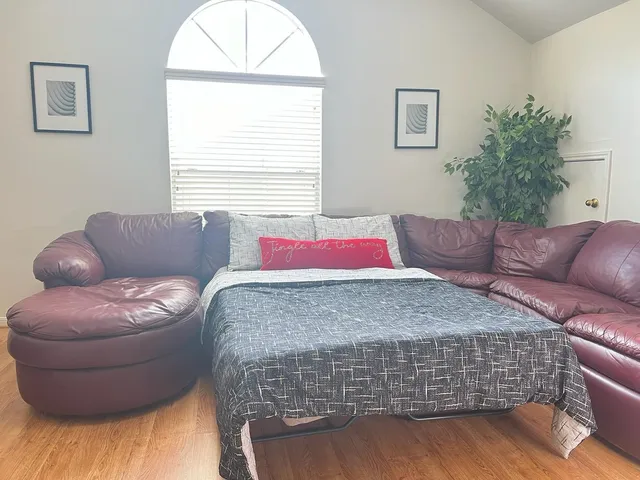 $2,800 | 14802 Mission Hills Drive, Houston, TX 77083