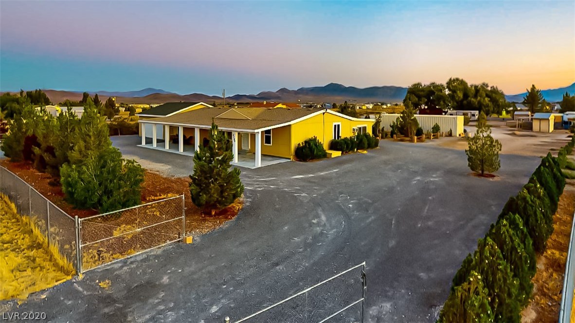 4200 Maple Road Pahrump, NV 89048 - Photo 6 of 34