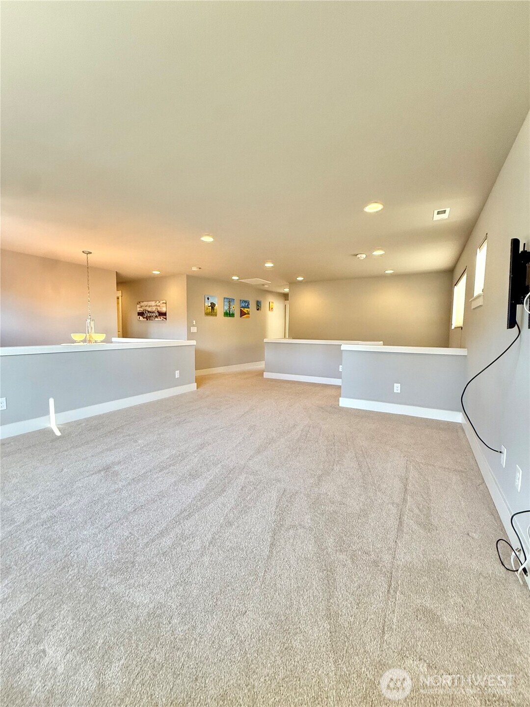 610 Field Place Northeast Renton, WA 98059 - Photo 17 of 40