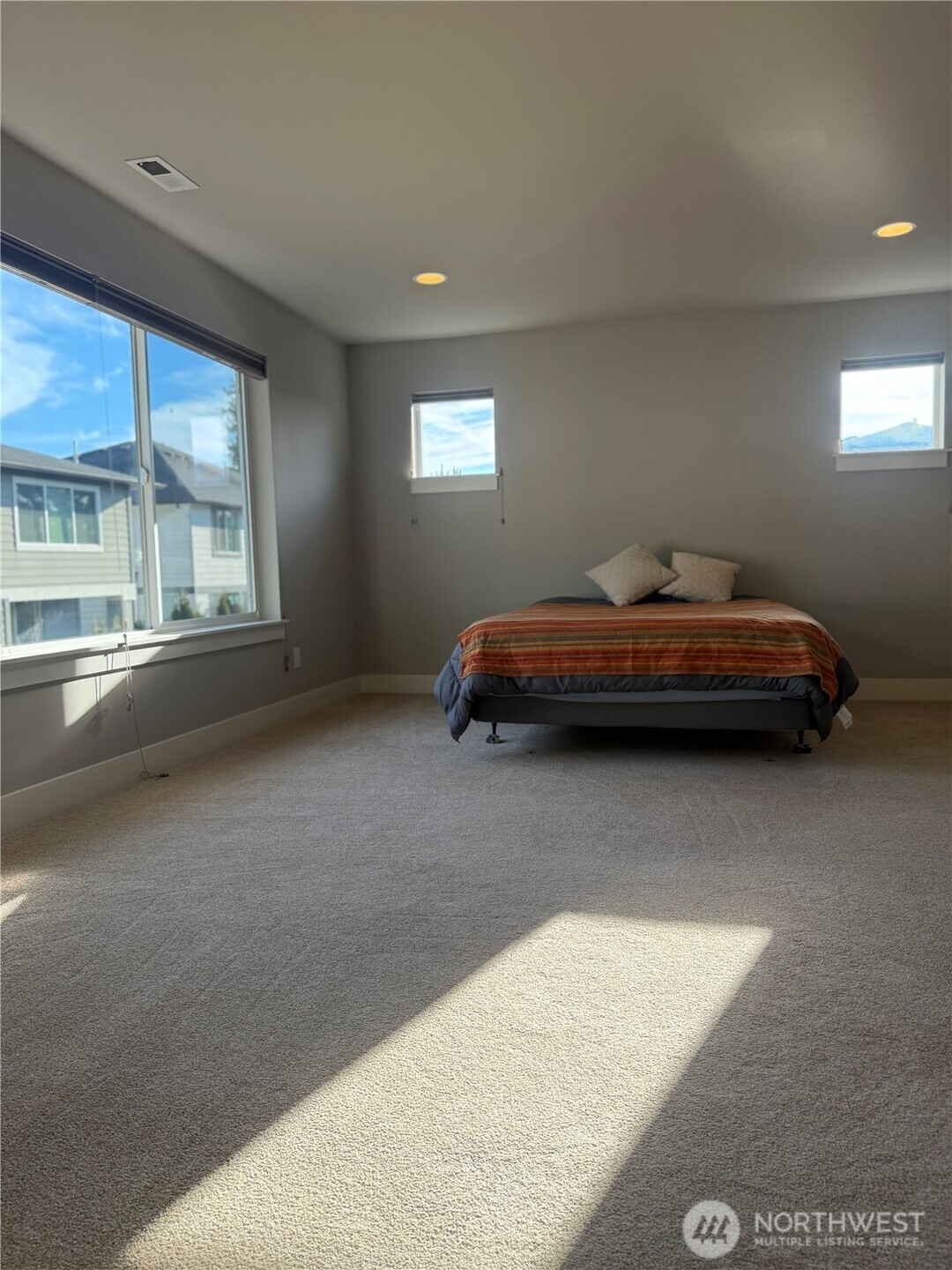 610 Field Place Northeast Renton, WA 98059 - Photo 31 of 40