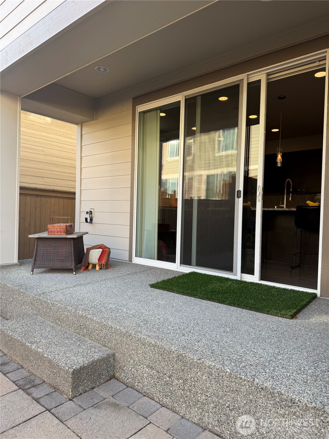 610 Field Place Northeast Renton, WA 98059 - Photo 38 of 40