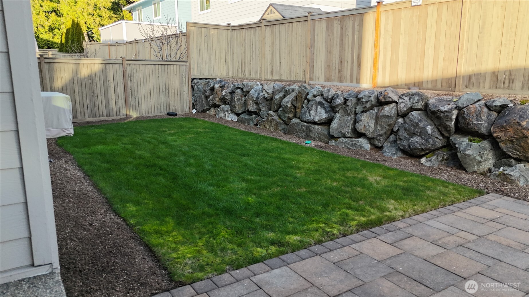 610 Field Place Northeast Renton, WA 98059 - Photo 39 of 40