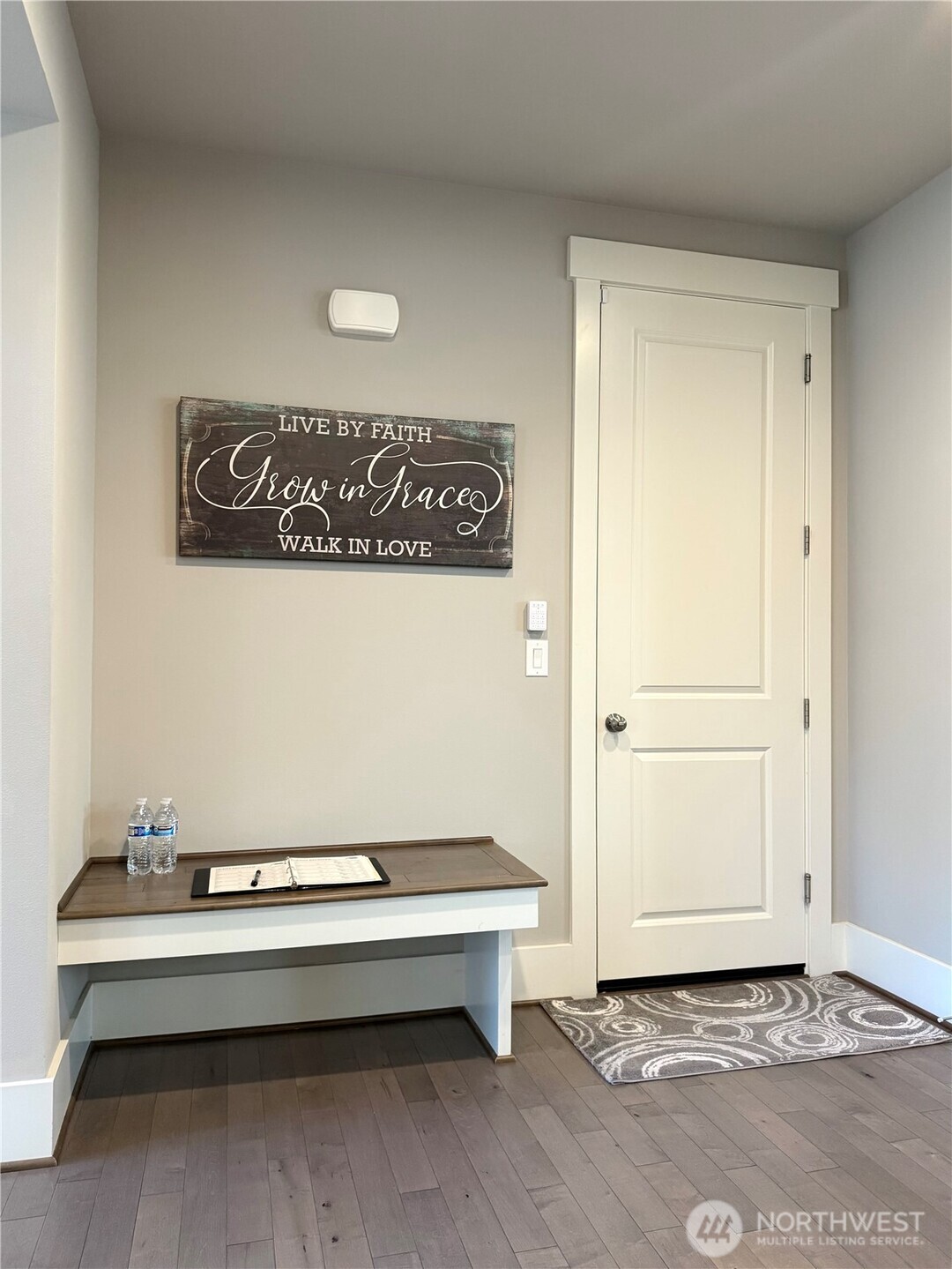 610 Field Place Northeast Renton, WA 98059 - Photo 6 of 40