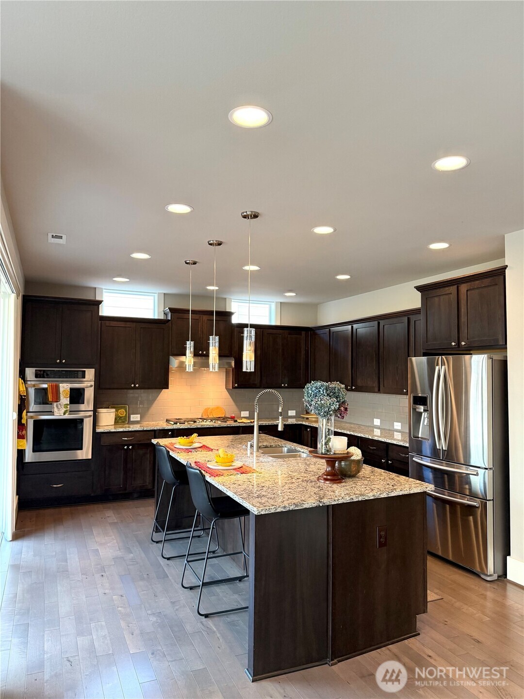 610 Field Place Northeast Renton, WA 98059 - Photo 10 of 40