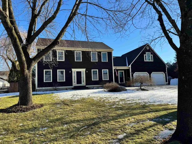 $825,000 | 8 Moss Glen Lane, South Burlington, VT 05403