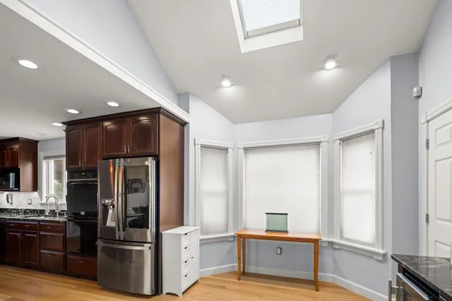 $825,000 | 8 Moss Glen Lane, South Burlington, VT 05403