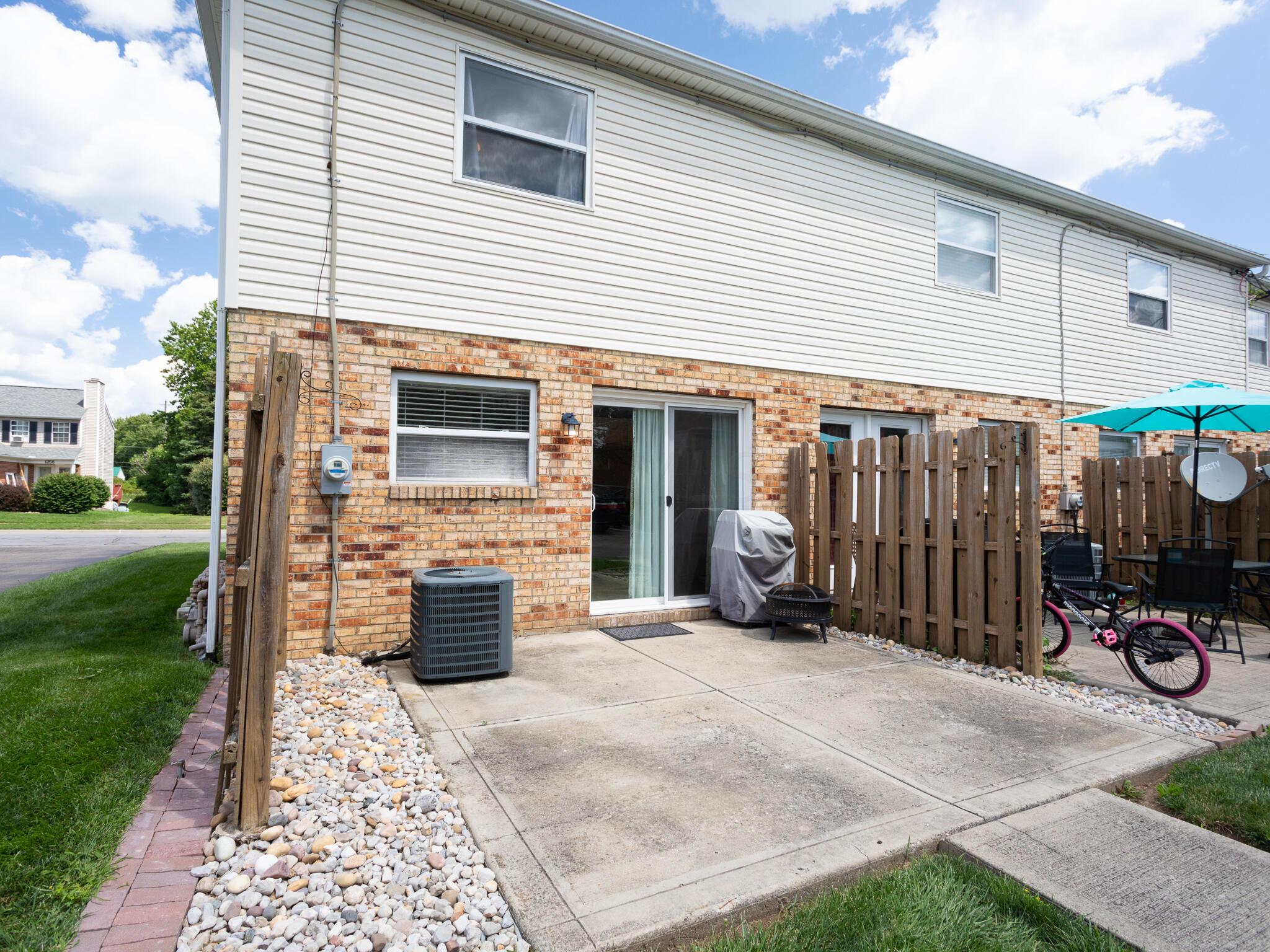 1217 Weybridge Road Columbus, OH 43220 - Photo 26 of 26