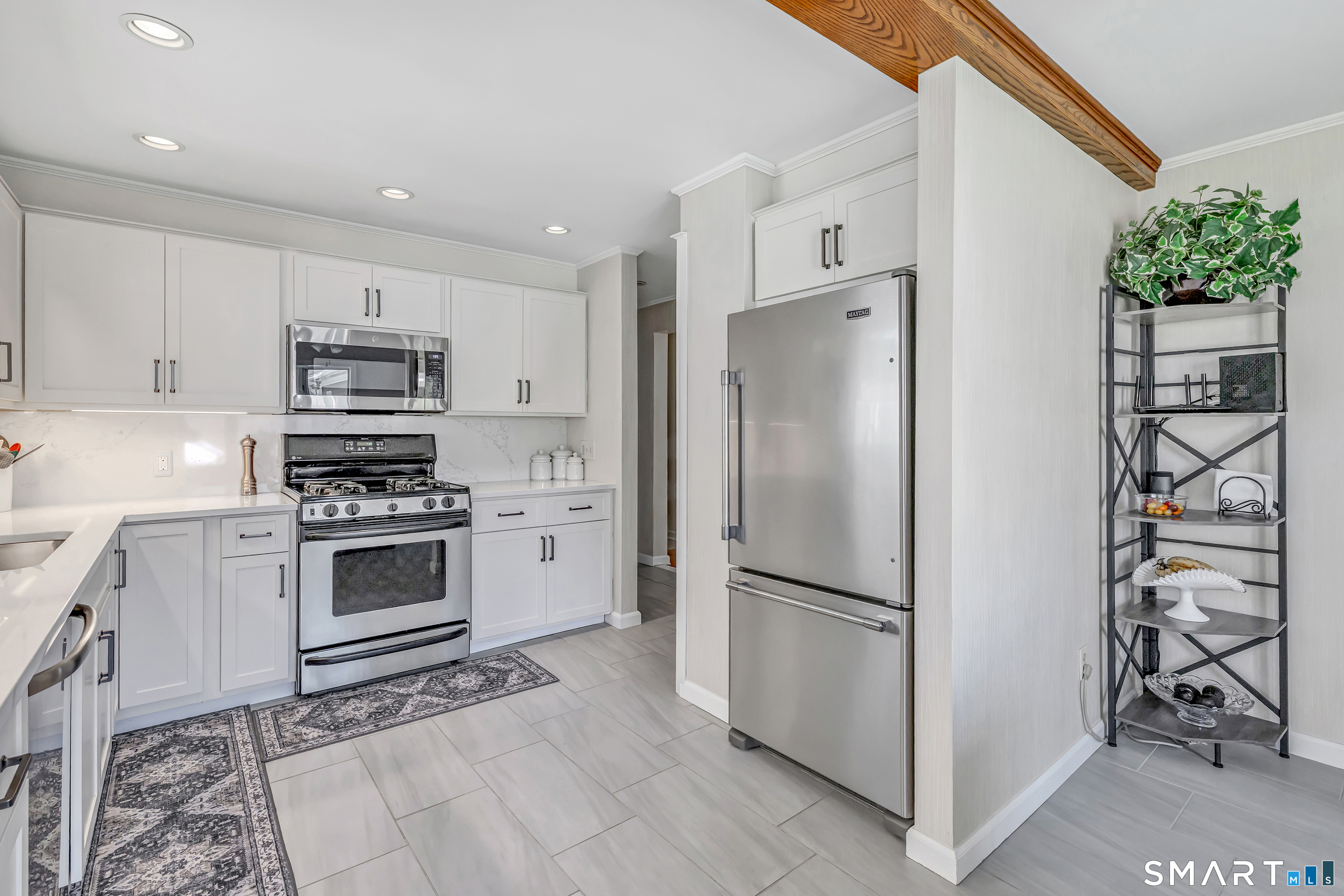 100 Hiram Hill Road Monroe, CT 06468 - Photo 21 of 39