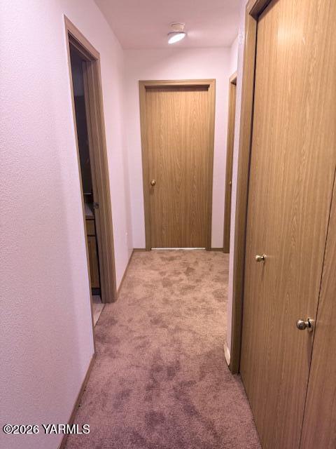 4235 Nola Loop Road, Unit B Yakima, WA 98901 - Photo 7 of 20 image6