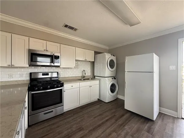 $585,000 | 4520-4526 Herrmann Street, Metairie, LA 70006