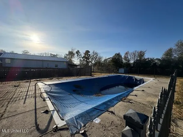 $269,000 | 18039 Robinwood Drive, Saucier, MS 39574
