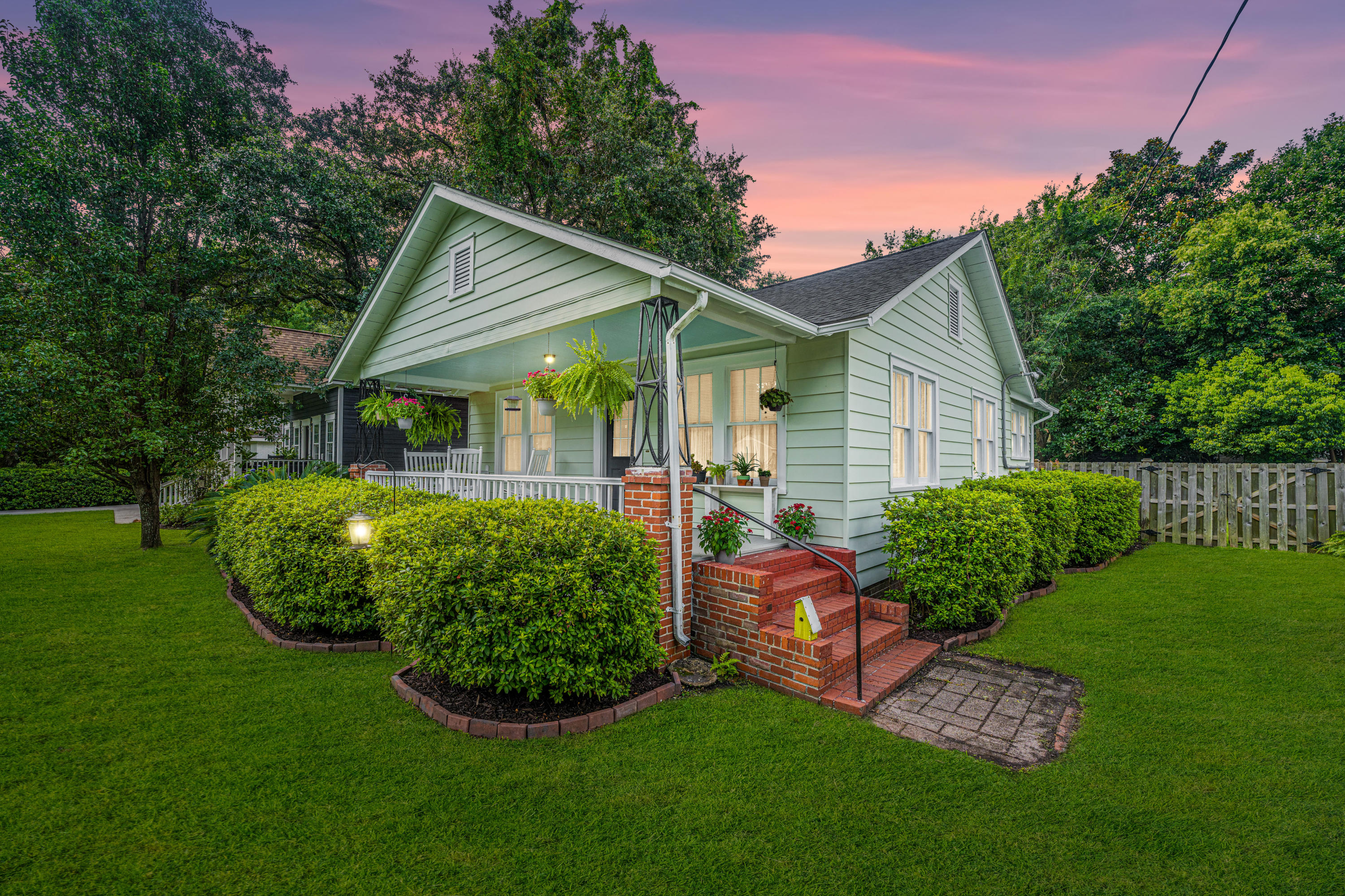 224 Magnolia Road Charleston, SC 29407 - Photo 1 of 38 224MagnoliaRd01