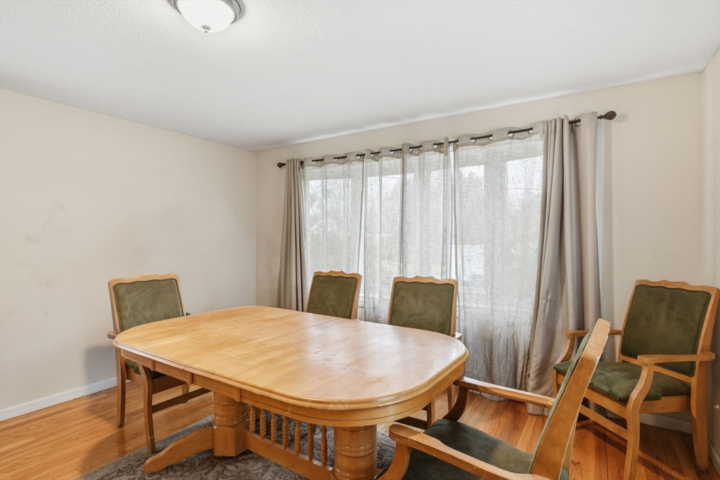 2163 Wilbraham Road Springfield, MA 01129 - Photo 14 of 24
